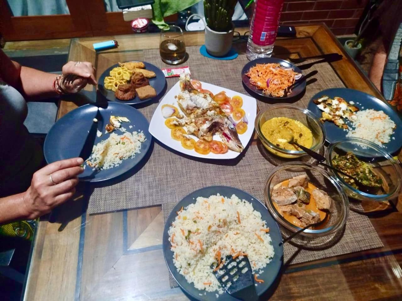 Negombo Morawala Beach Villa 외부 사진